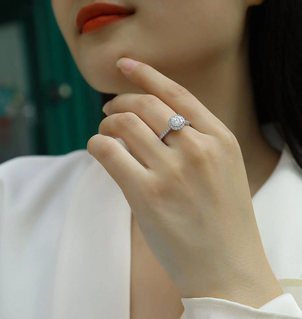 Elegance Pure: 1 Carat Moissanite Platinum Plated Ring Mohamed jewelry My Store