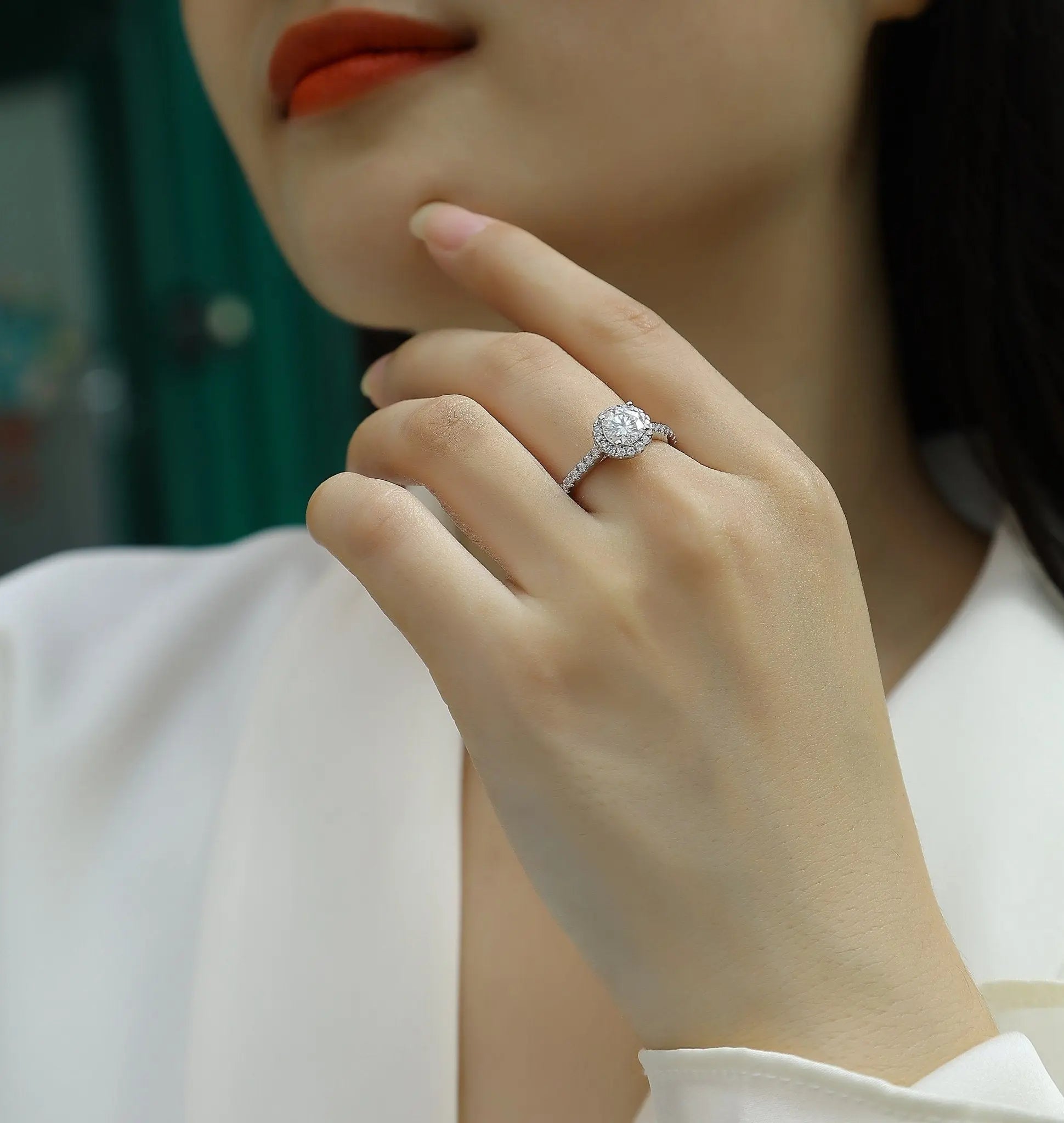 Elegance Pure: 1 Carat Moissanite Platinum Plated Ring Mohamed jewelry My Store