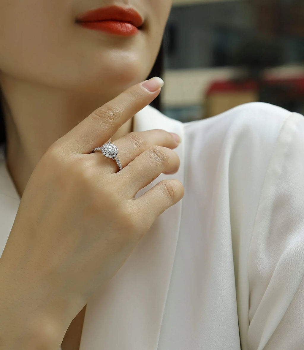 Elegance Pure: 1 Carat Moissanite Platinum Plated Ring Mohamed jewelry My Store