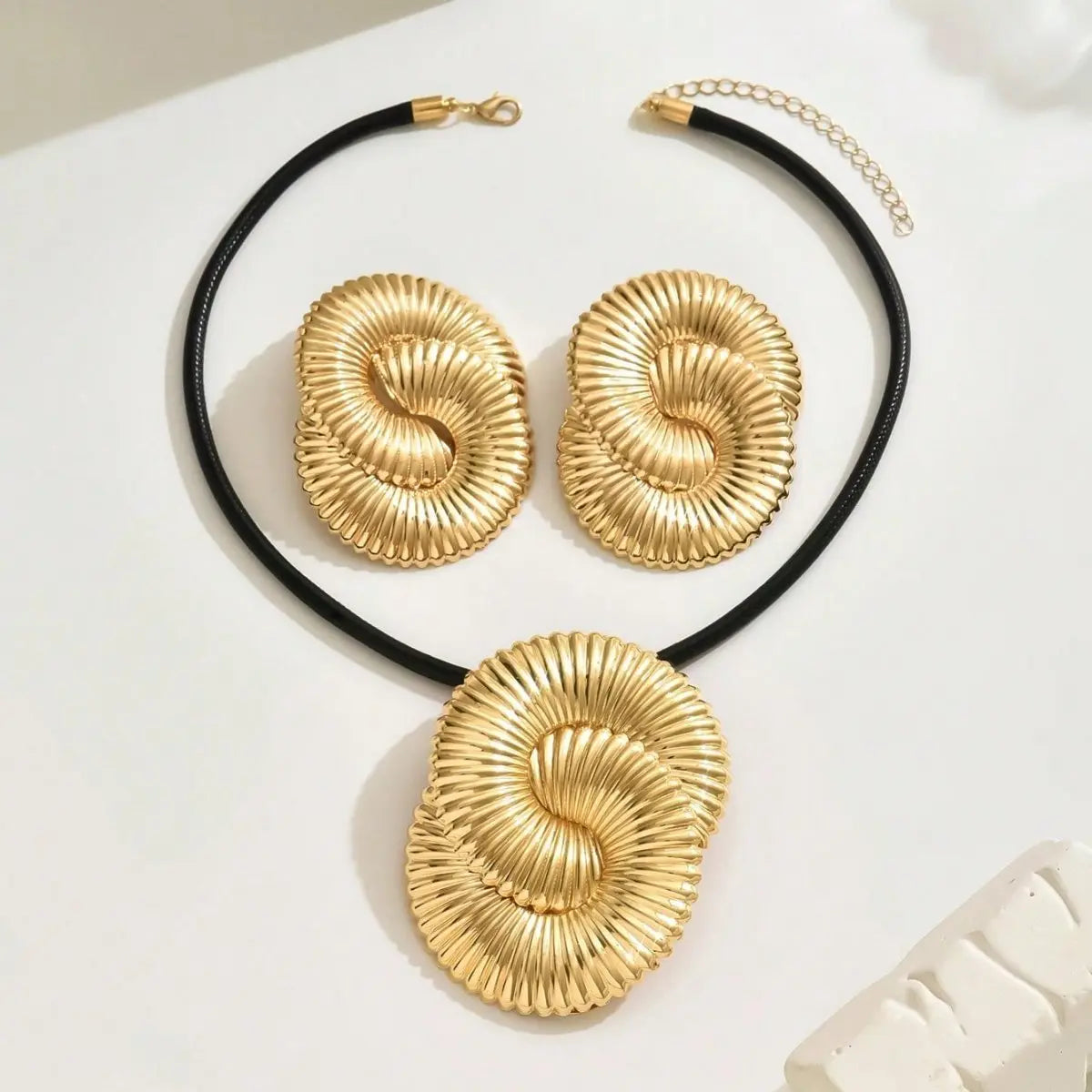 Glamorous Golden Spiral Jewelry Set  - A Statement Of Elegance Mohamed jewelry My Store
