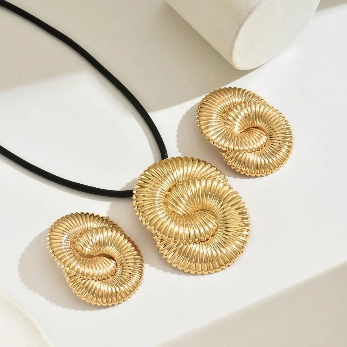 Glamorous Golden Spiral Jewelry Set  - A Statement Of Elegance Mohamed jewelry My Store