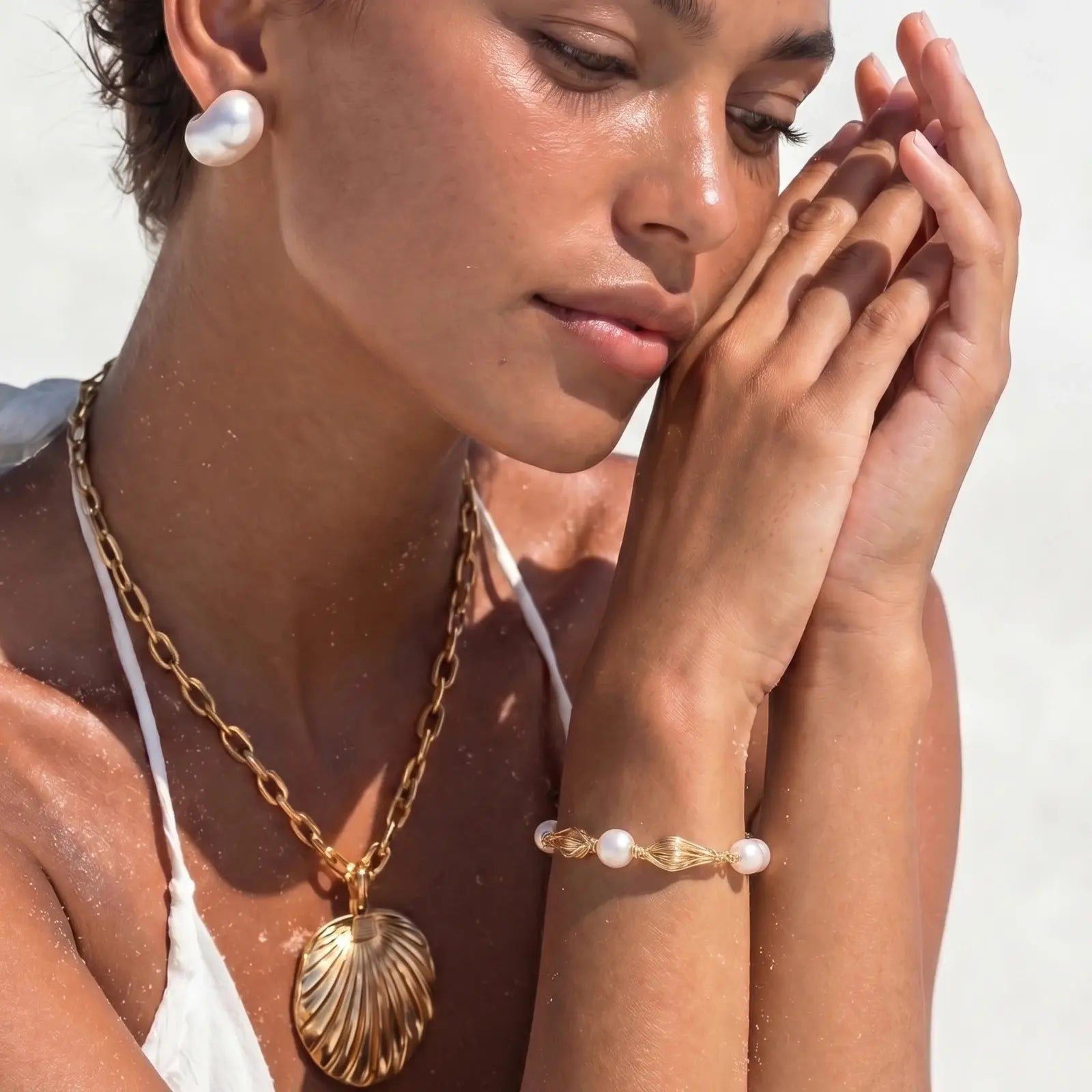 Golden Spiral Pearl Bracelet Mohamed jewelry My Store