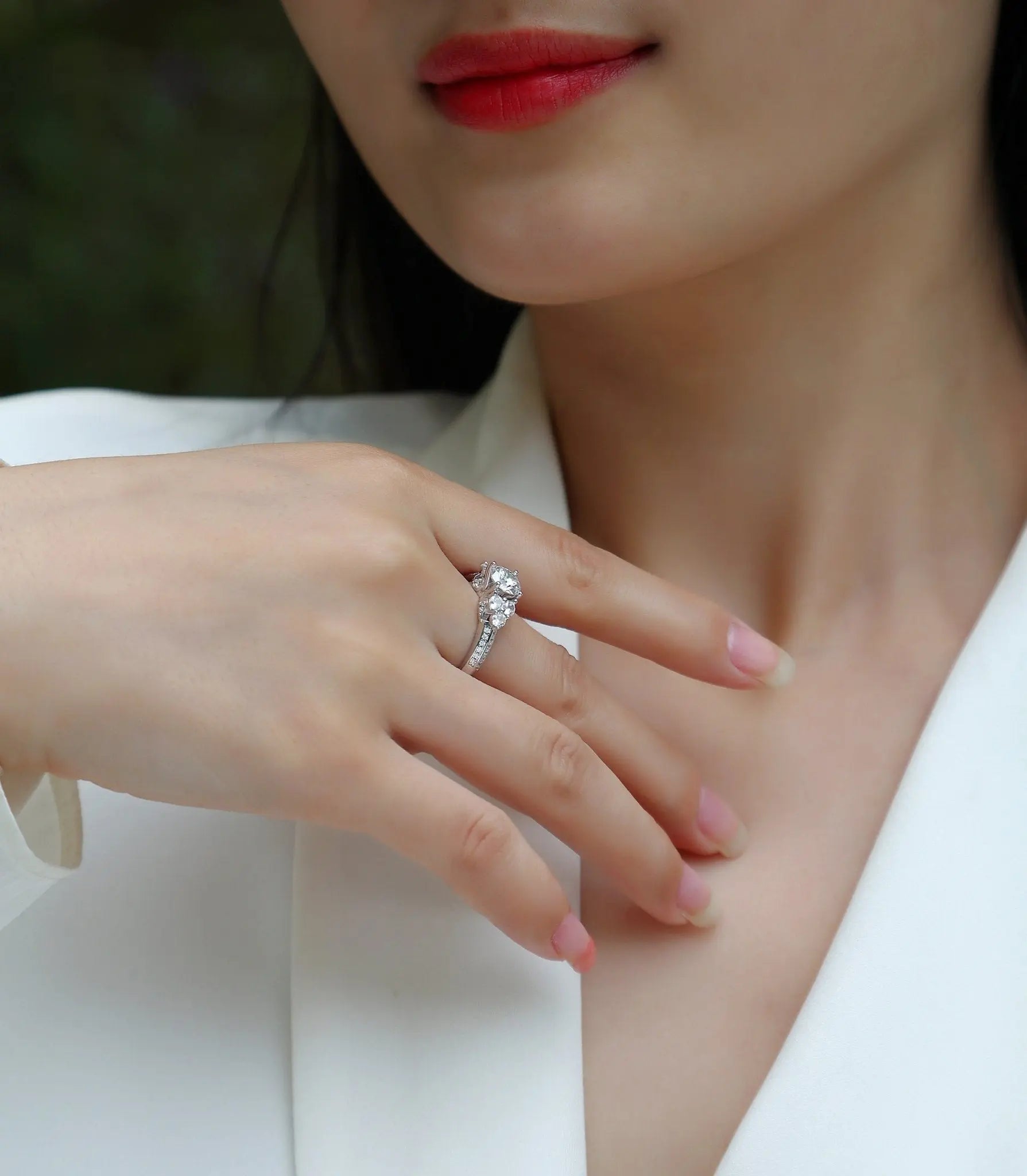 GRA-Certified 1-Carat Moissanite Ring in Platinum-Plated Silver