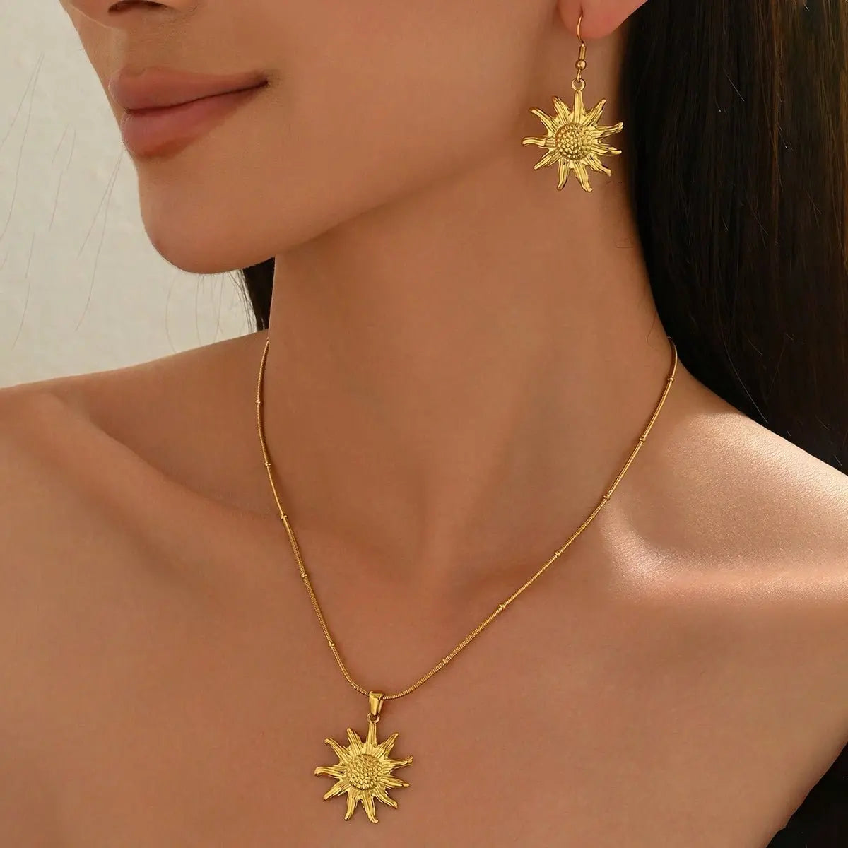 Lxalry 18K Gold Plated Stainless Steel Sun Pendant Necklace And Earrings Set For Women Mohamed jewelry My Store