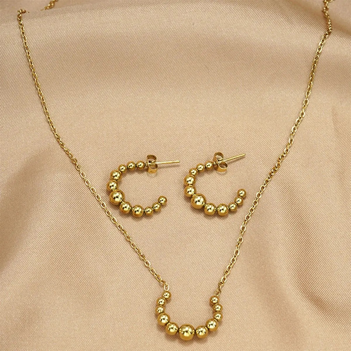 Lxalry Golden Jewelry Set - Crescent Pendant Necklace & Earrings, Minimalist Metal Accessories, Elegant Everyday Jewelry, Perfect For Black Outfits, Dainty Clavicle Chain Mohamed jewelry My Store