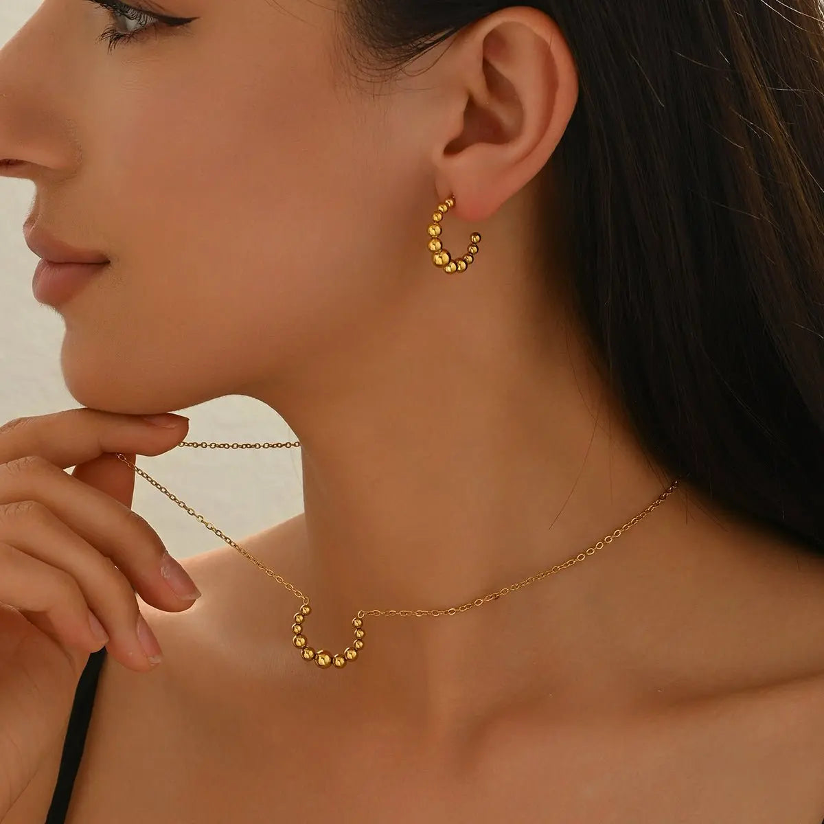 Lxalry Golden Jewelry Set - Crescent Pendant Necklace & Earrings, Minimalist Metal Accessories, Elegant Everyday Jewelry, Perfect For Black Outfits, Dainty Clavicle Chain Mohamed jewelry My Store