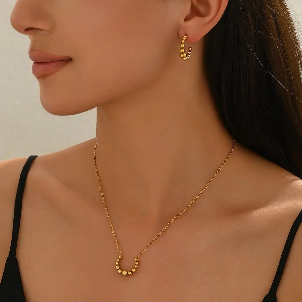 Lxalry Golden Jewelry Set - Crescent Pendant Necklace & Earrings, Minimalist Metal Accessories, Elegant Everyday Jewelry, Perfect For Black Outfits, Dainty Clavicle Chain Mohamed jewelry My Store