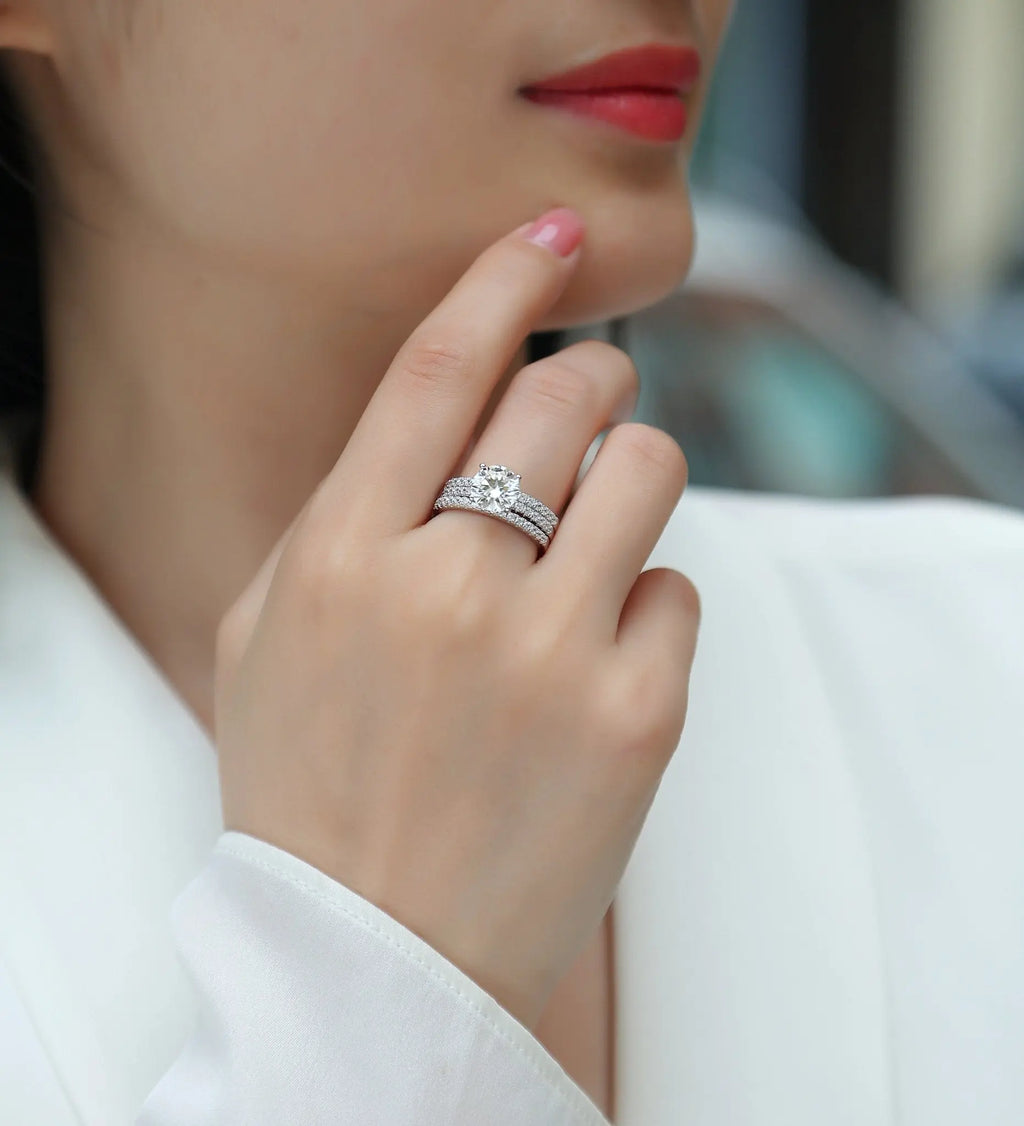Radiant Moissanite Platinum Ring - 2 Carat Elegance Mohamed jewelry My Store