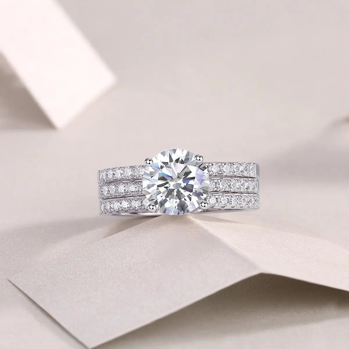 Radiant Moissanite Platinum Ring - 2 Carat Elegance Mohamed jewelry My Store