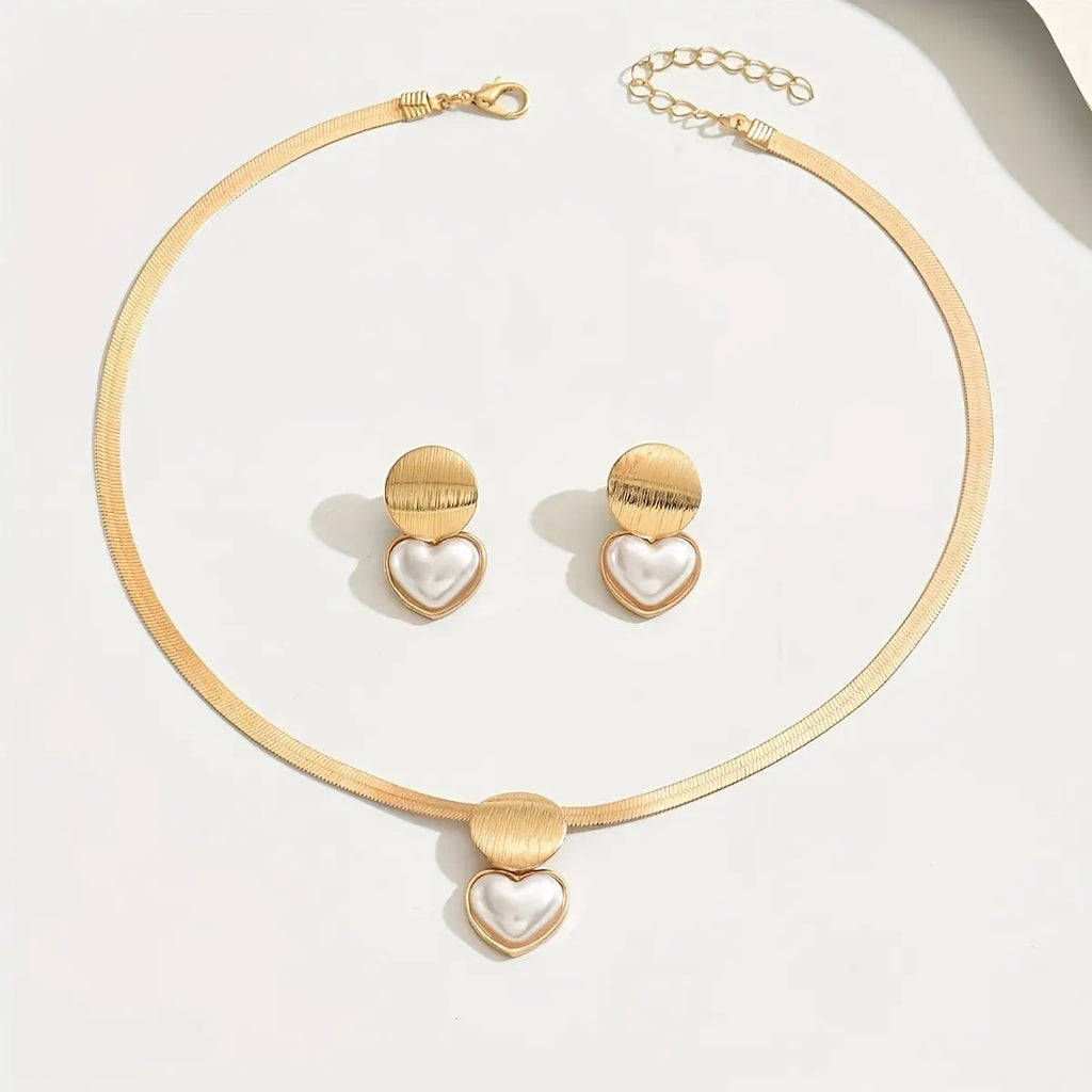 Three Fashionable, Elegant And Versatile Collarbone Brushed Geometric Heart Acrylic Pearl French Retro Snake Skin Chain Sets Mohamed jewelry My Store
